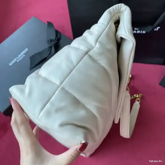QUILTED MEDIUM IN LAMBSKIN YSL PUFFER BAG 0621